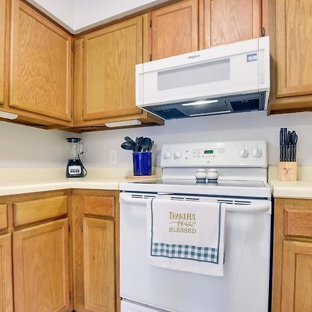 Sunny Condo - Private Ocean Isle Beach Access! ภายนอก รูปภาพ